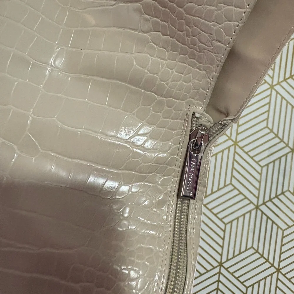 Cape Robbin Cream Over-the-Knee heeled Boots size 8 - Picture 11 of 13